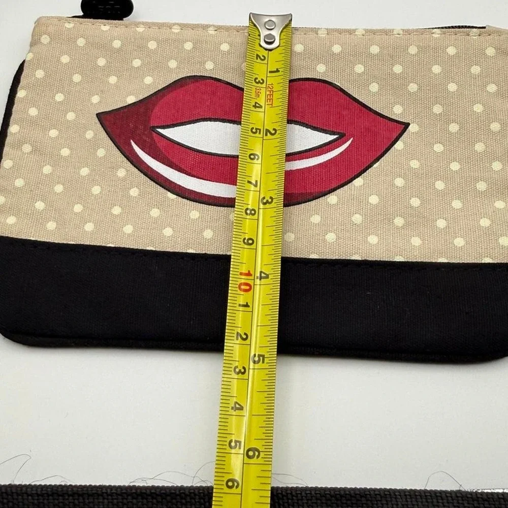 Ipsy Pop Art Lips Makeup Bag Cosmetic Pouch Beige Polka Dot Travel Case
